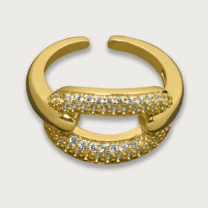 Anillo de chapa de oro 18K con diseño de eslabones entrelazados y piedras brillantes, elegante y moderno para un toque de lujo en tu estilo.